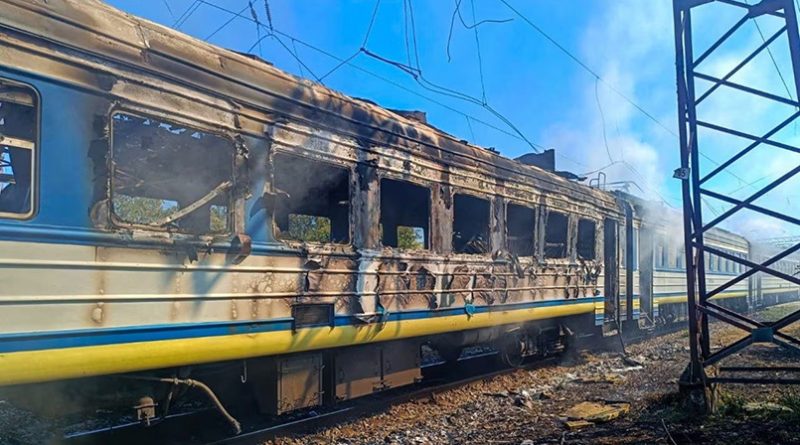 Россия Украинада Европа давлатларининг мулозимлари бор поездни нишонга олди